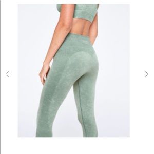 COPY - VICTORIA'S SECRET PINK SEAMLESS WORKOUT TIGHTS